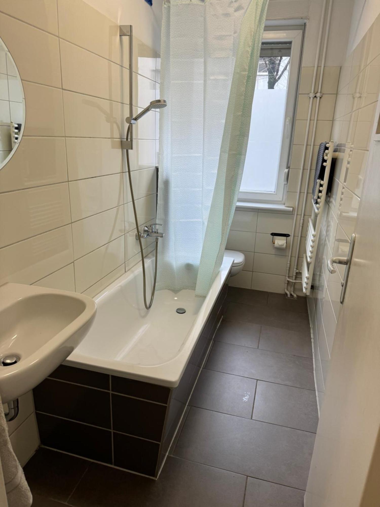 Berlin Pur - Wohnung Fuer Bis Zu 12 Personen Exterior photo